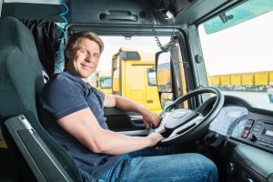How to Choose a Truck Driving School